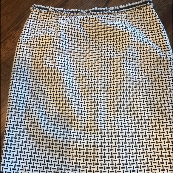 Brooks Brothers Dresses & Skirts - Brooks Brothers Black & White Tweed Skirt Size 12